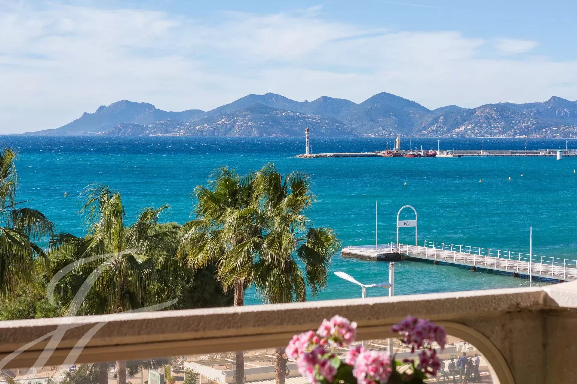 Wohnung zur Miete Wohnen auf Zeit provisionsfrei 3 Zimmer 88,8 m²<br/>Wohnfläche Croisette-Palm-Beach Cannes 06400