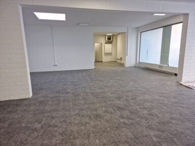 Wohnung zur Miete 896 € 3 Zimmer 149,2 m² EG frei ab sofort Schwanfeld 97523