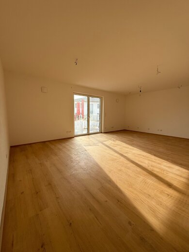 Terrassenwohnung zur Miete 820 € 2 Zimmer 68,5 m² EG frei ab 01.04.2025 Schloßbreite Straß Burgheim 86666