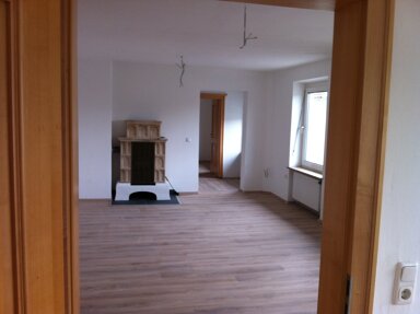 Wohnung zur Miete 970 € 4 Zimmer 140 m² 1. Geschoss frei ab 01.01.2025 Haup.srt 52 Aham Aham 84168