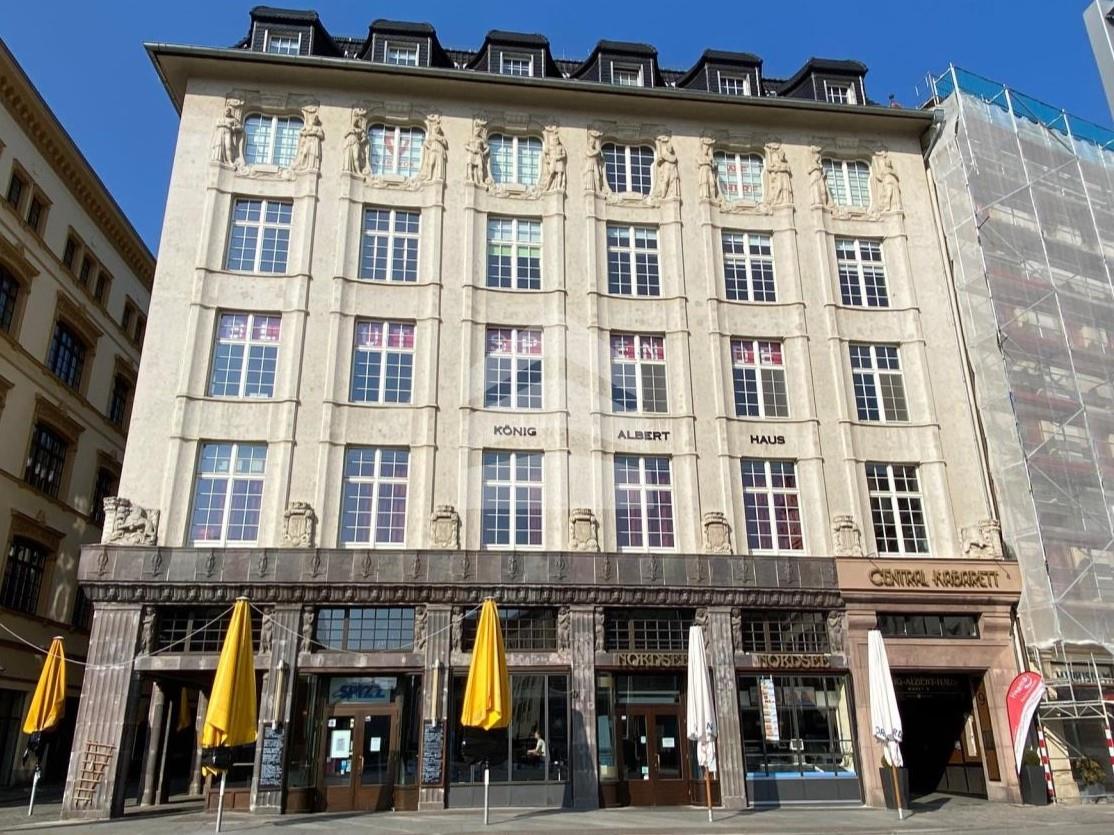 Bürofläche zur Miete provisionsfrei 17,50 € 1 Zimmer 82 m²<br/>Bürofläche ab 82 m²<br/>Teilbarkeit Markt 9 Zentrum Leipzig 04109