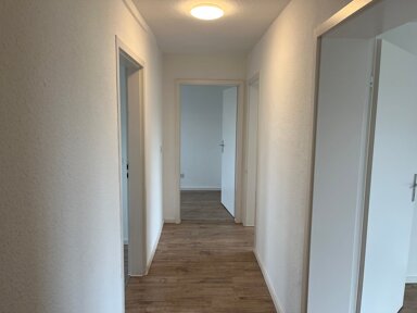 Wohnung zur Miete 489 € 3 Zimmer 68 m² EG frei ab sofort Dürerplatz 3 Glockberg / Elzweg Helmstedt 38350