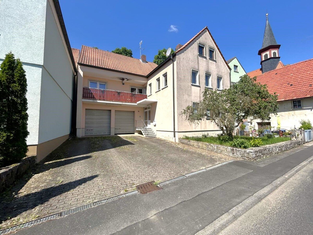 Einfamilienhaus zum Kauf 199.000 € 6 Zimmer 135 m²<br/>Wohnfläche 520 m²<br/>Grundstück Köhler Volkach 97332