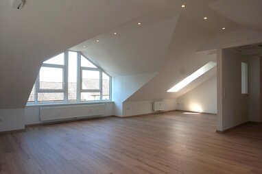 Wohnung zur Miete 895 € 2,5 Zimmer 81 m² 2. Geschoss Königsberger Straße 43 Langenhagen - Langenforth Langenhagen 30853