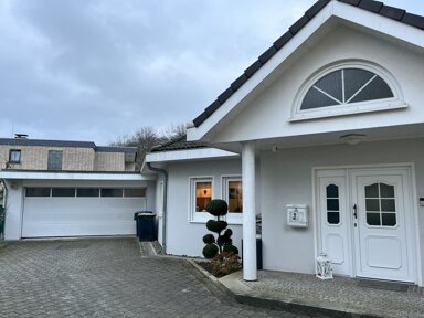 Einfamilienhaus zum Kauf 345.000 € 4 Zimmer 161 m² 606 m² Grundstück Schötmar Bad Salzuflen-Schötmar 32108