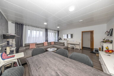 Wohnung zum Kauf 299.000 € 4 Zimmer 102 m² 6. Geschoss Wesseling / Innenstadt Wesseling 50389