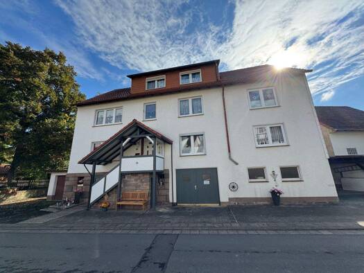 Haus zum Kauf 299.000 € 12 Zimmer 340 m² 664 m² Grundstück Kirchstraße 14 Hundelshausen Witzenhausen 37215