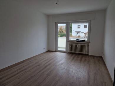 Studio zur Miete 640 € 3 Zimmer 61 m² EG frei ab 01.07.2025 Theodor Heuss Straße 18 Bruchköbel Bruchköbel 63486
