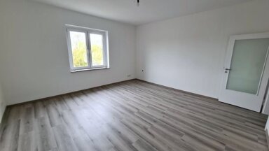 Wohnung zur Miete 540 € 2 Zimmer 68 m² 3. Geschoss Karl-Lehr-Str. 161 Neudorf - Süd Duisburg 47057