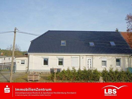 Doppelhaushälfte zum Kauf 220.000 € 8 Zimmer 181,1 m² 800 m² Grundstück Dämelow 19417