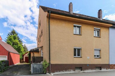 Doppelhaushälfte zum Kauf 320.000 € 8 Zimmer 134 m² 690 m² Grundstück Eisberg Amberg 92224