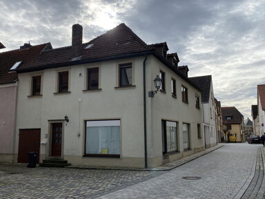 Einfamilienhaus zum Kauf provisionsfrei 218.000 € 8 Zimmer 160 m² 190 m² Grundstück Engelmeßgasse 2 Haßfurt Haßfurt 97437