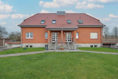 Mehrfamilienhaus zum Kauf 550.000 € 10 Zimmer 227,2 m² 7.159,2 m² Grundstück Harkensee Kalkhorst 23942