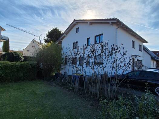 Haus zum Kauf provisionsfrei 750.000 € 360 m² Grundstück Heuchelheim 35452