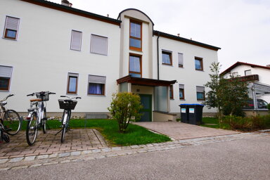 Wohnung zur Miete 854 € 2 Zimmer 61 m² 1. Geschoss frei ab 01.03.2025 Am Hirschbichl 29 Rosenheim 83026