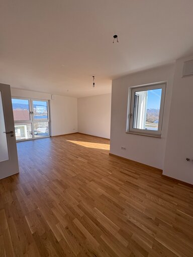 Wohnung zur Miete 955 € 3 Zimmer 76,4 m² 1. Geschoss frei ab sofort Fischerdorf Deggendorf 94469