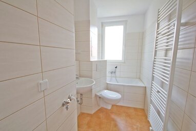 Wohnung zur Miete 410 € 2 Zimmer 58,5 m² 4. Geschoss Murmansker Str. 5C Südstadt Halle (Saale) 06130