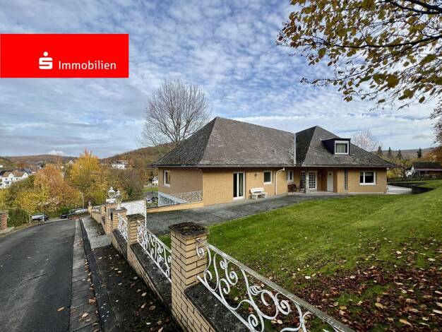 Einfamilienhaus zum Kauf 570.000 € 5 Zimmer 274,5 m² 1.484 m² Grundstück frei ab sofort Rod an der Weil Weilrod 61276