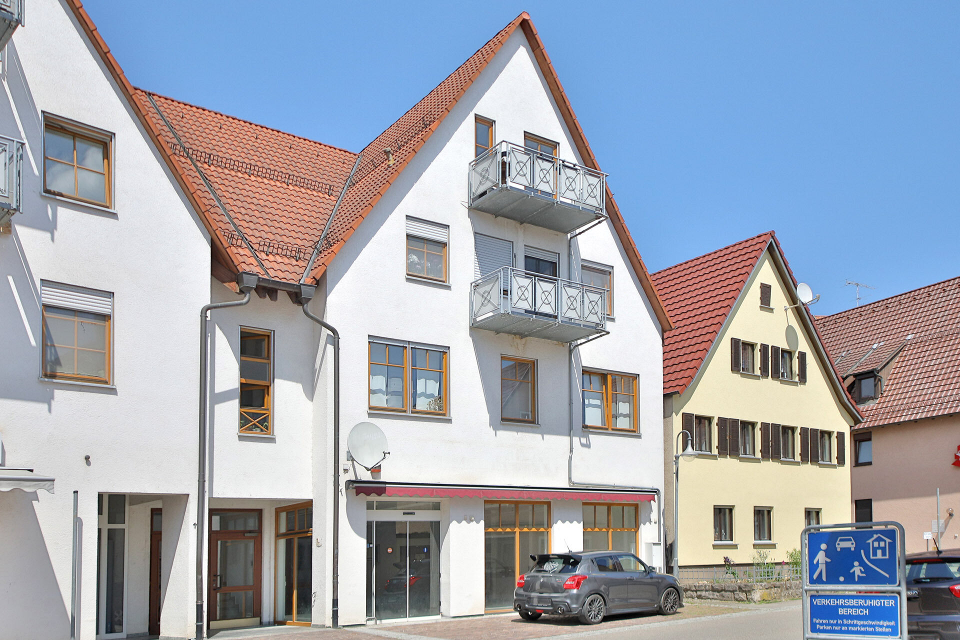 Wohnung zum Kauf 215.000 € 2 Zimmer 70,7 m²<br/>Wohnfläche 1. Stock<br/>Geschoss Gechingen 75391