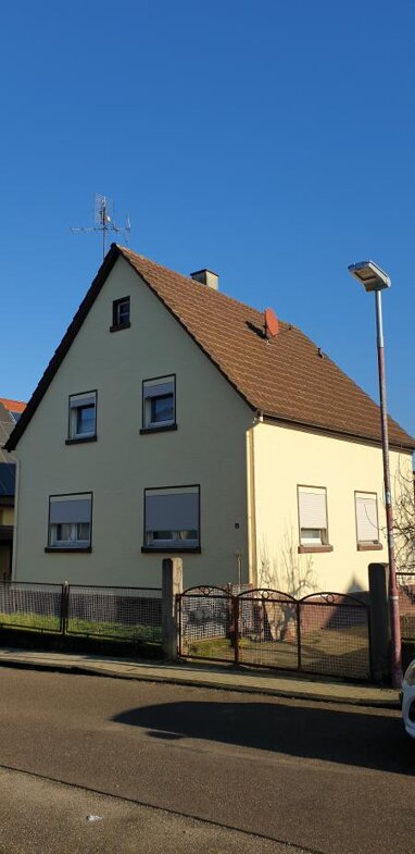 Einfamilienhaus zum Kauf 199.000 € 4 Zimmer 100 m² 590 m² Grundstück Gochsheim Kraichtal 76703