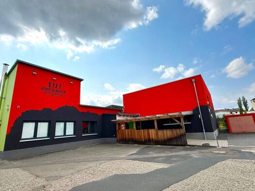 Haus zum Kauf 1.290.000 € 6 Zimmer 5.051 m² Grundstück Frohnlach Ebersdorf bei Coburg 96237