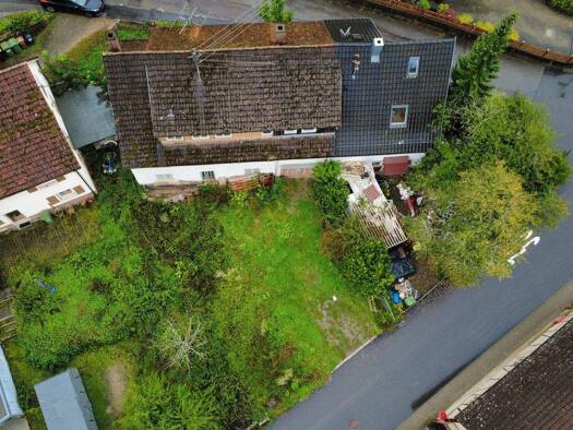 Reihenmittelhaus zum Kauf provisionsfrei 93.000 € 4 Zimmer 75 m² 79 m² Grundstück Kirchberg 23 Gündringen Nagold 72202