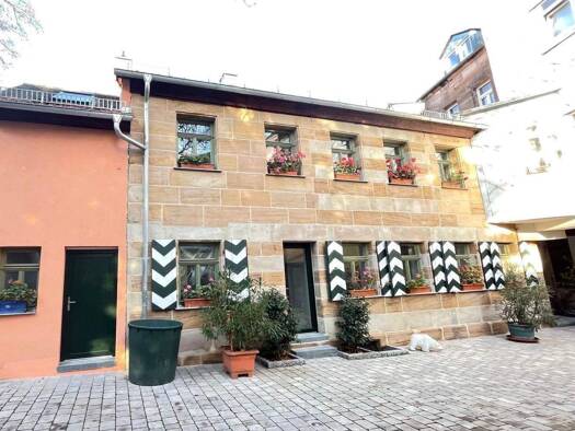 Stadthaus zur Miete 1.500 € 4 Zimmer 120 m² frei ab sofort Blumenstraße 33 Innenstadt Fürth 90762