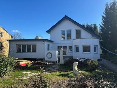 Haus zur Miete 2.700 € 5 Zimmer 205 m² 1.394 m² Grundstück frei ab 01.06.2025 Lannesdorf Bonn 53179