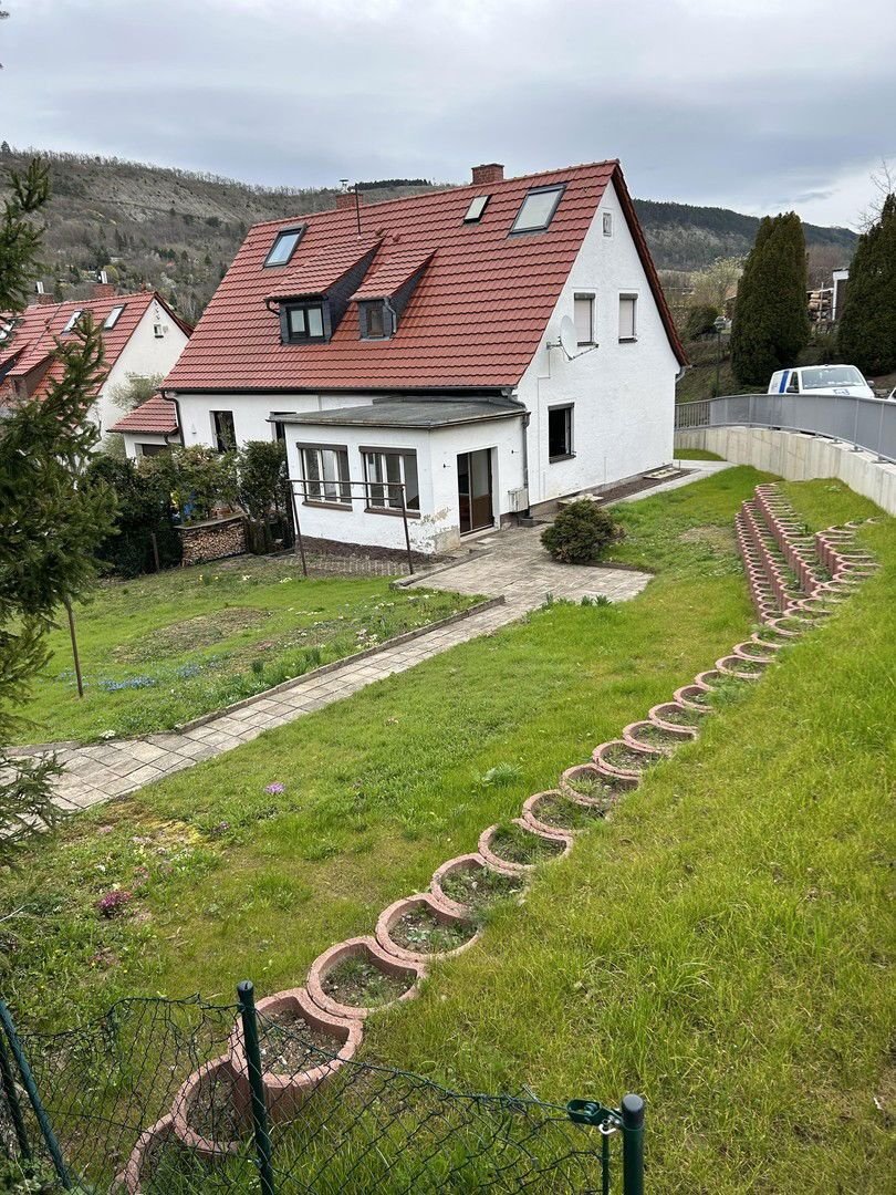 Doppelhaushälfte zum Kauf provisionsfrei 265.000 € 4 Zimmer 84 m²<br/>Wohnfläche 414 m²<br/>Grundstück Wenigenjena - Schlegelsberg Jena 07749