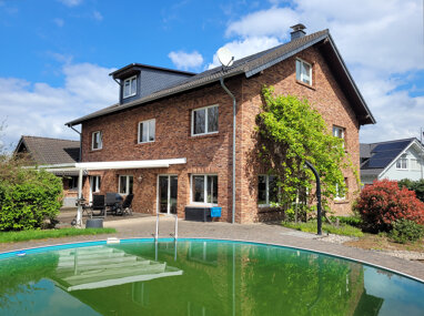 Einfamilienhaus zum Kauf 665.000 € 9 Zimmer 319 m² 1.086 m² Grundstück Rosbach Windeck 51570