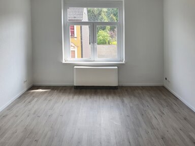 Wohnung zur Miete 379,74 € 2 Zimmer 63,3 m² 2. Geschoss Zugstraße 22 Dellwig Essen 45357