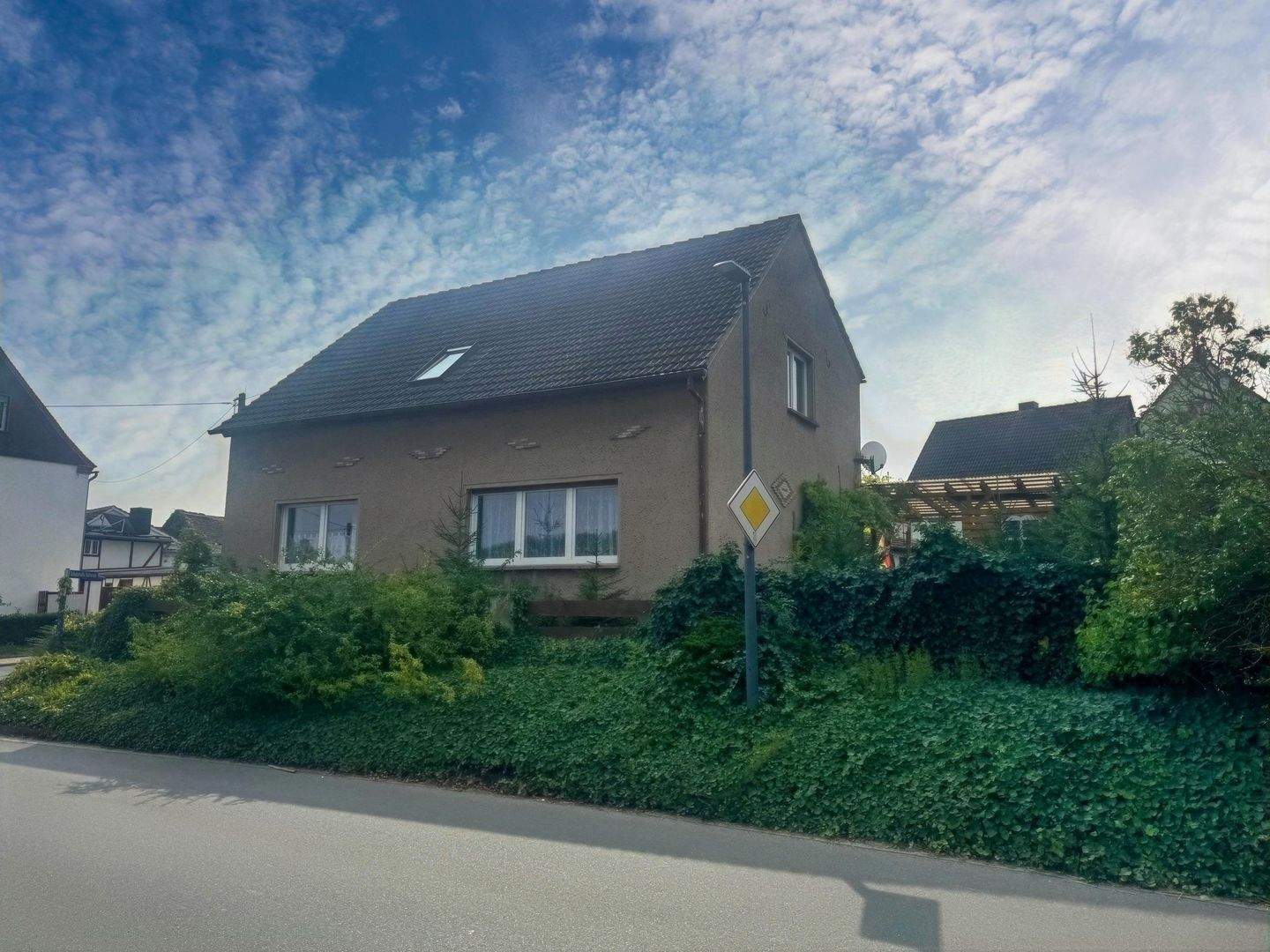 Immobilie in Mansfeld - Charmantes Einfamilienhaus mit Wohlfühl-Ambiente ! - Bild 2