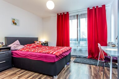 WG-Zimmer zur Miete Wohnen auf Zeit 550 € 17 m² 1. Geschoss frei ab 01.02.2025 Quirinsstraße 00 Sachsenhausen - Süd Frankfurt am Main 60599