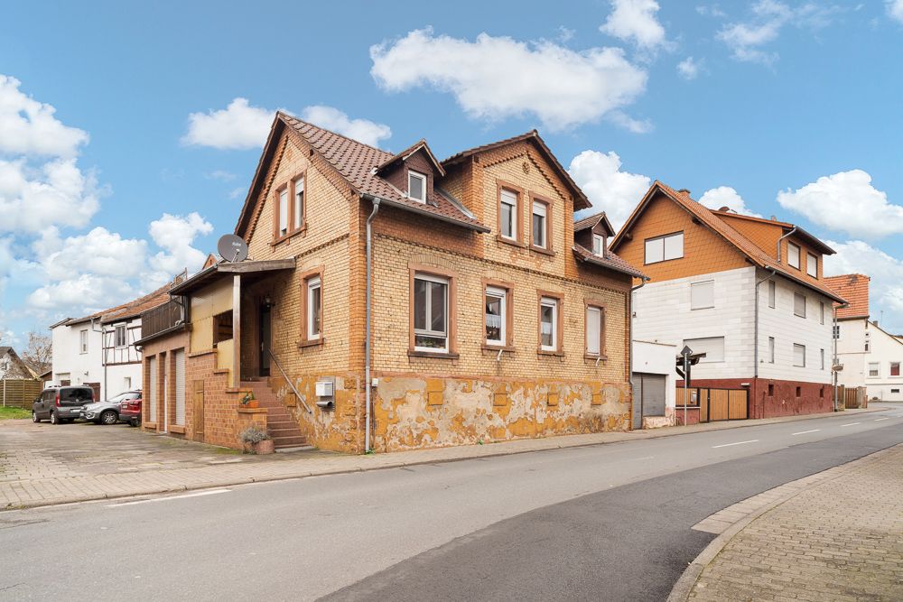 Einfamilienhaus zum Kauf 455.000 € 13 Zimmer 299 m²<br/>Wohnfläche 755 m²<br/>Grundstück Niedermittlau Hasselroth 63594
