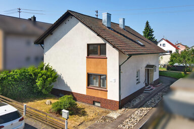 Einfamilienhaus zum Kauf 299.000 € 9 Zimmer 183 m² 593 m² Grundstück Östringen Östringen 76684