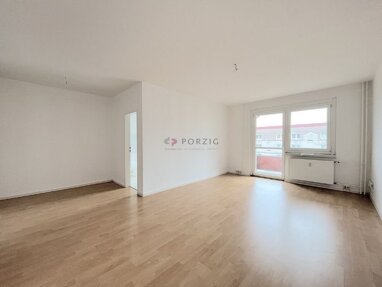 Wohnung zur Miete 275 € 2 Zimmer 55 m² 3. Geschoss Marie-Tilch-Straße 7 Hutholz 645 Chemnitz 09123