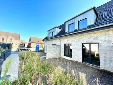 Reihenmittelhaus zum Kauf 289.000 € 5 Zimmer 128 m² 144,3 m² Grundstück frei ab 01.04.2025 Büderich Wesel 46487