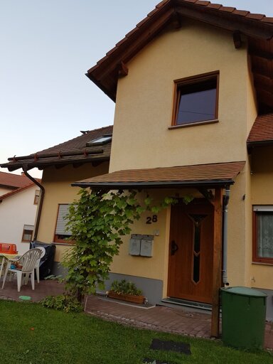 Wohnung zum Kauf 215.000 € 4 Zimmer 105 m² Manderbach Dillenburg 35685