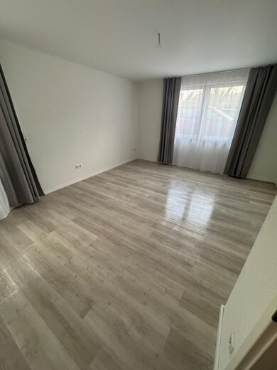 Wohnung zur Miete 900 € 2,5 Zimmer 70 m² EG frei ab sofort Pfiffligheim Worms 67549