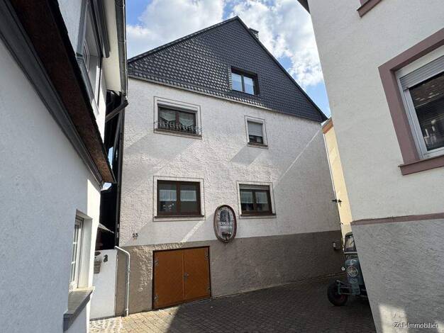 Mehrfamilienhaus zum Kauf 199.000 € 11 Zimmer 217 m² 137 m² Grundstück Lorch 65391