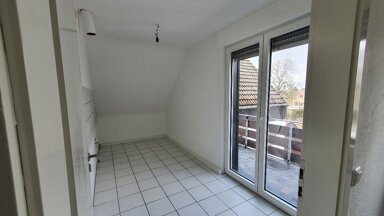 Wohnung zur Miete 855 € 3 Zimmer 80 m² 2. Geschoss frei ab 01.05.2025 Stadt Zons Dormagen 41541