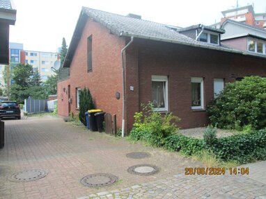 Doppelhaushälfte zum Kauf 285.000 € 5 Zimmer 115 m² 714 m² Grundstück frei ab sofort Ollnstraße 82 Wahlbezirk 09 Elmshorn 25336