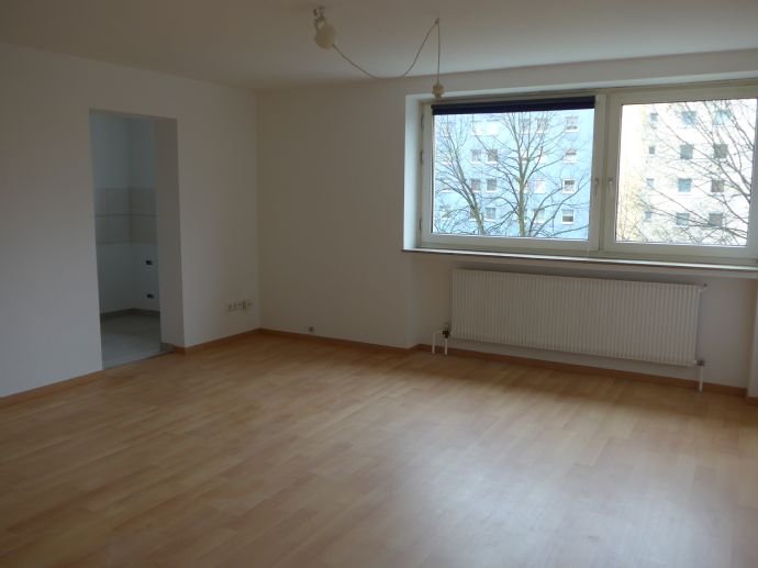 Wohnung zur Miete 360 € 1 Zimmer 33 m²<br/>Wohnfläche 3. Stock<br/>Geschoss Schöpfstraße  7 Zerzabelshof Nürnberg 90480