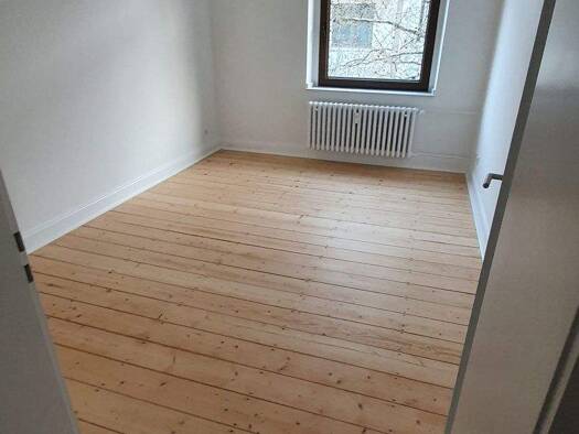 Wohnung zur Miete 750 € 4 Zimmer 94 m² 2. Geschoss Friedenstr. 48 Dellviertel Duisburg 47053