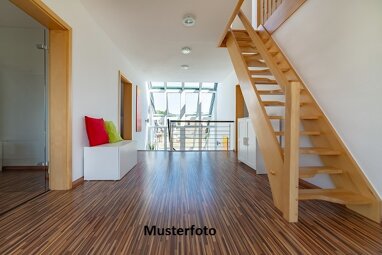 Wohnung zum Kauf Zwangsversteigerung 55.000 € 3 Zimmer 57 m² Nützenberg Wuppertal 42115