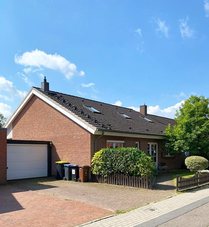Haus zum Kauf 346.000 € 5 Zimmer 140 m²<br/>Wohnfläche 400 m²<br/>Grundstück Schleife Rendsburg 24768