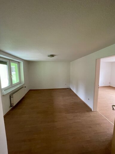 Wohnung zur Miete 580 € 2 Zimmer 70 m² 1. Geschoss frei ab 01.01.2025 Windischeschenbach Windischeschenbach Windische