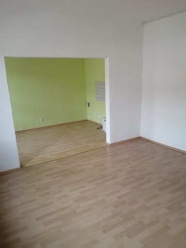 Wohnung zur Miete 253 € 2 Zimmer 46 m² 1. Geschoss frei ab sofort Hans Schrader Straße Sondershausen Sondershausen 99706