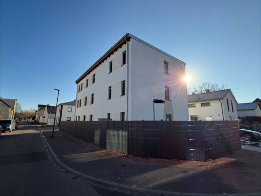 Wohnung zur Miete 1.400 € 5 Zimmer 135 m² Geschoss 2/2 frei ab sofort Diemitz Halle (Saale) 06116