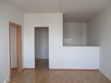 Wohnung zur Miete 513 € 3 Zimmer 73,6 m² 9. Geschoss frei ab 06.03.2025 Herzberger Str. 8 Prohlis-Nord Dresden 01239